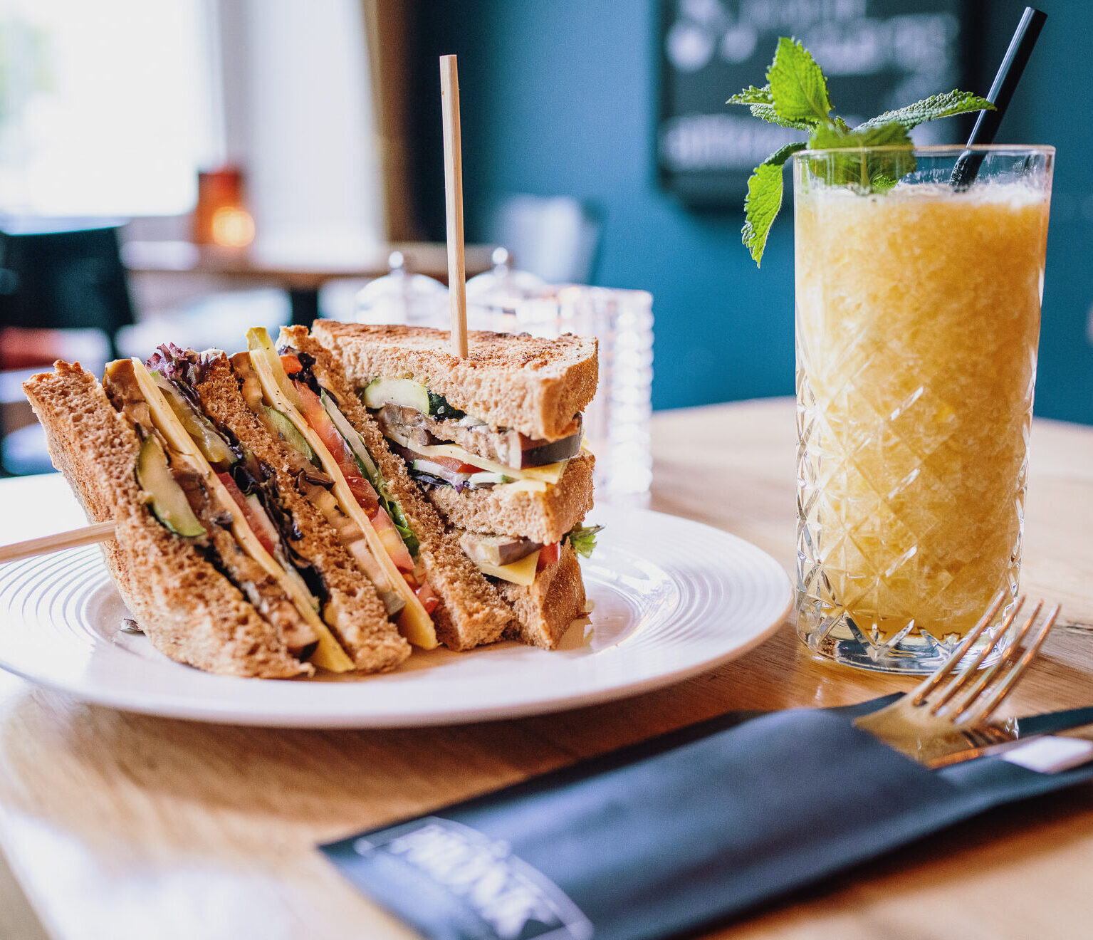 September 09, 20191633332323